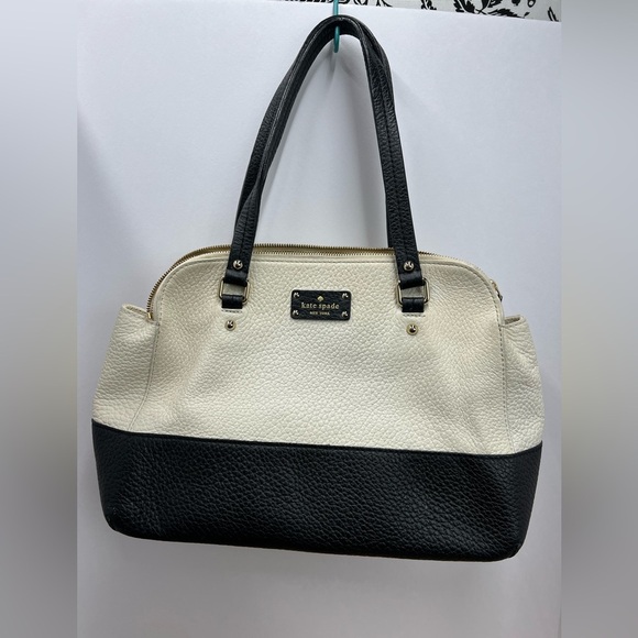 kate spade Handbags - Kate Spade New York Black and Cream